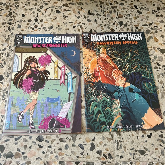 Monster High New Scaremester Comic Set - Multicolor - Picture 3 of 6